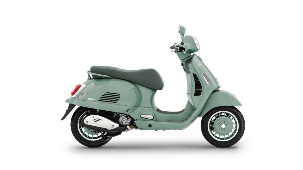L'immagine attuale non ha un testo alternativo. Il nome del file è: Vespa_GTS_310-cc_Livrea-80_side_dx-scaled.jpg